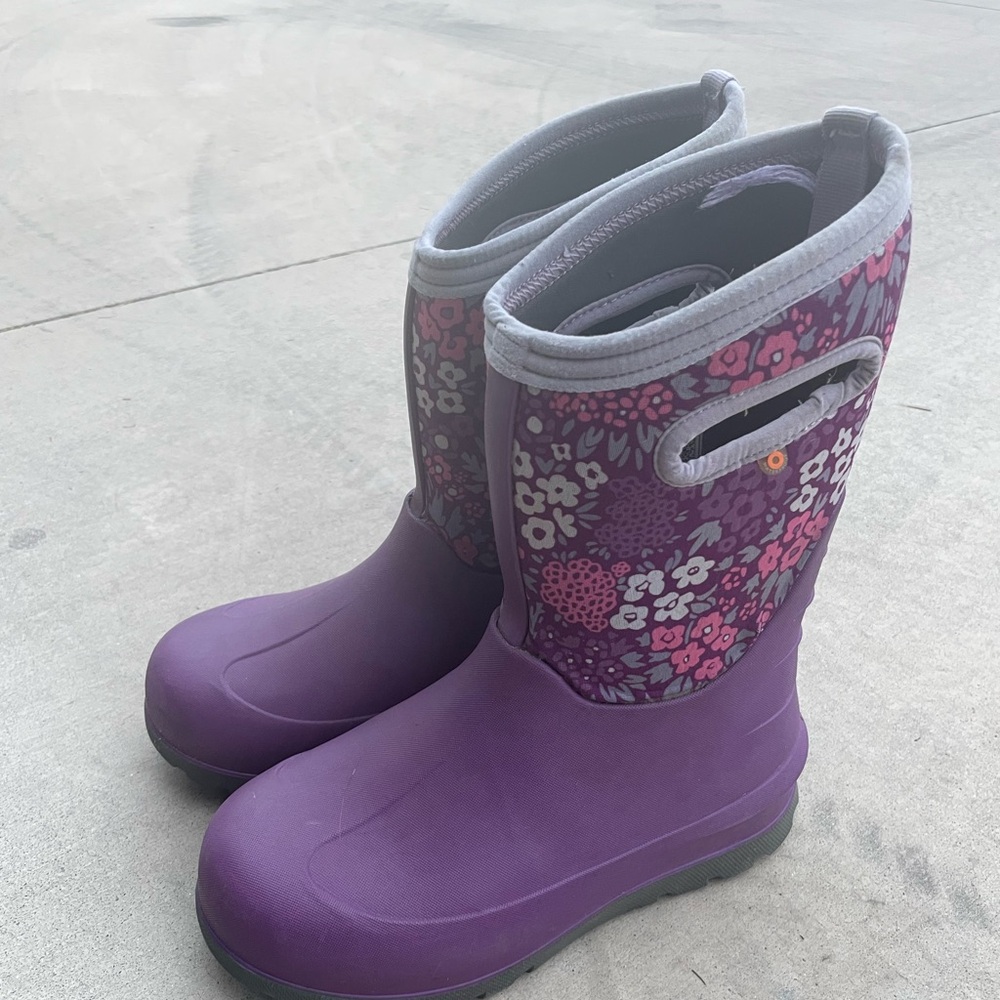 Youth Bogs Neo-Classic rain/snow boots sz 4